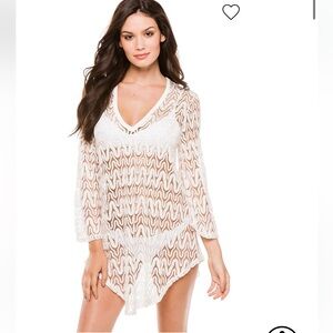ELIF by Jordan Taylor Crochet Bell Sleeve Tunic.